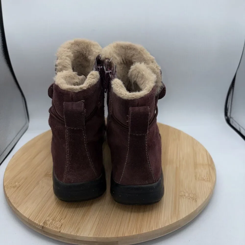 Clarks Collection Burgundy Suede Zip Ankle Booties Faux Fur Lined 9.5 Roseville